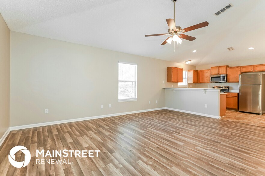 Building Photo - 2975 Brougham