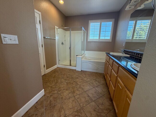 Building Photo - 3122 Mowbray Way