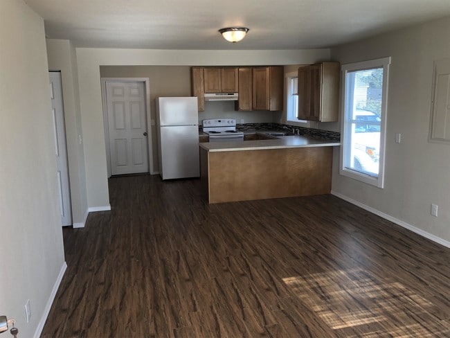 Building Photo - 4128 W F St