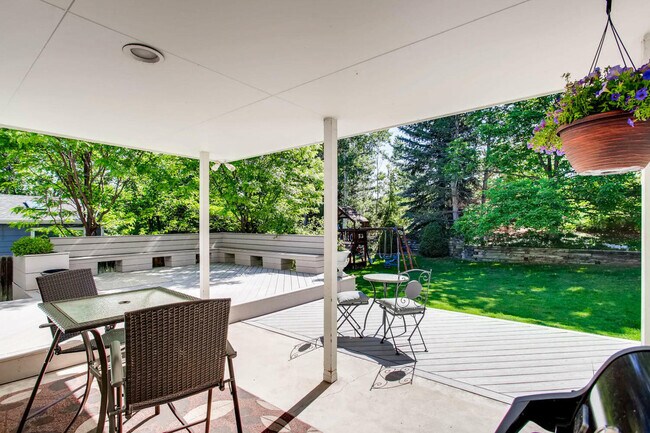 Building Photo - 7398 S Hudson Way