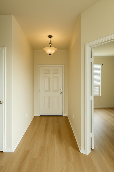 Building Photo - 2060 Cliffbrake Way