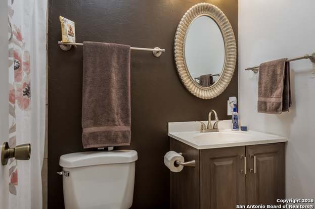 Building Photo - 405 WESTCHESTER-