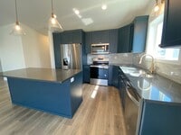 Building Photo - 3 bed, 2.5 bath South Fargo Home For Rent!