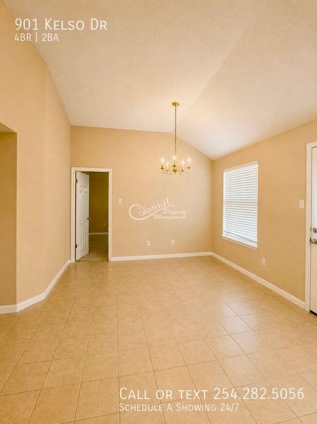 Building Photo - 901 Kelso Dr
