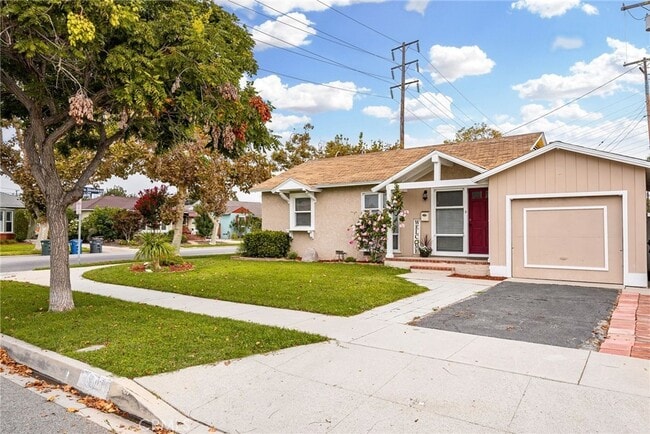 Building Photo - 6903 Henrilee St