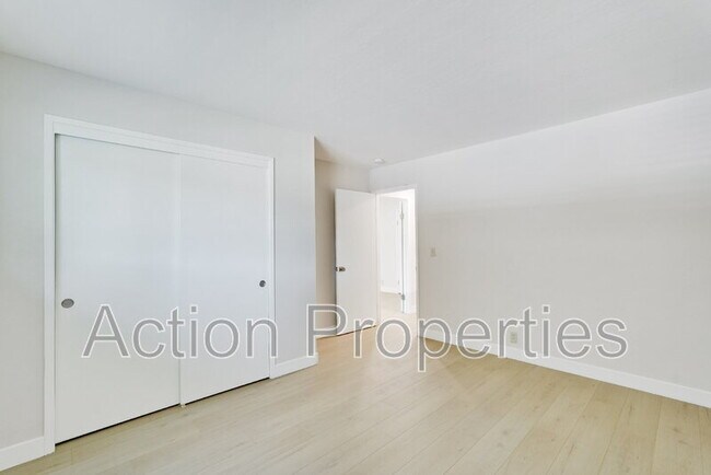 Building Photo - 457 Carneros Ave