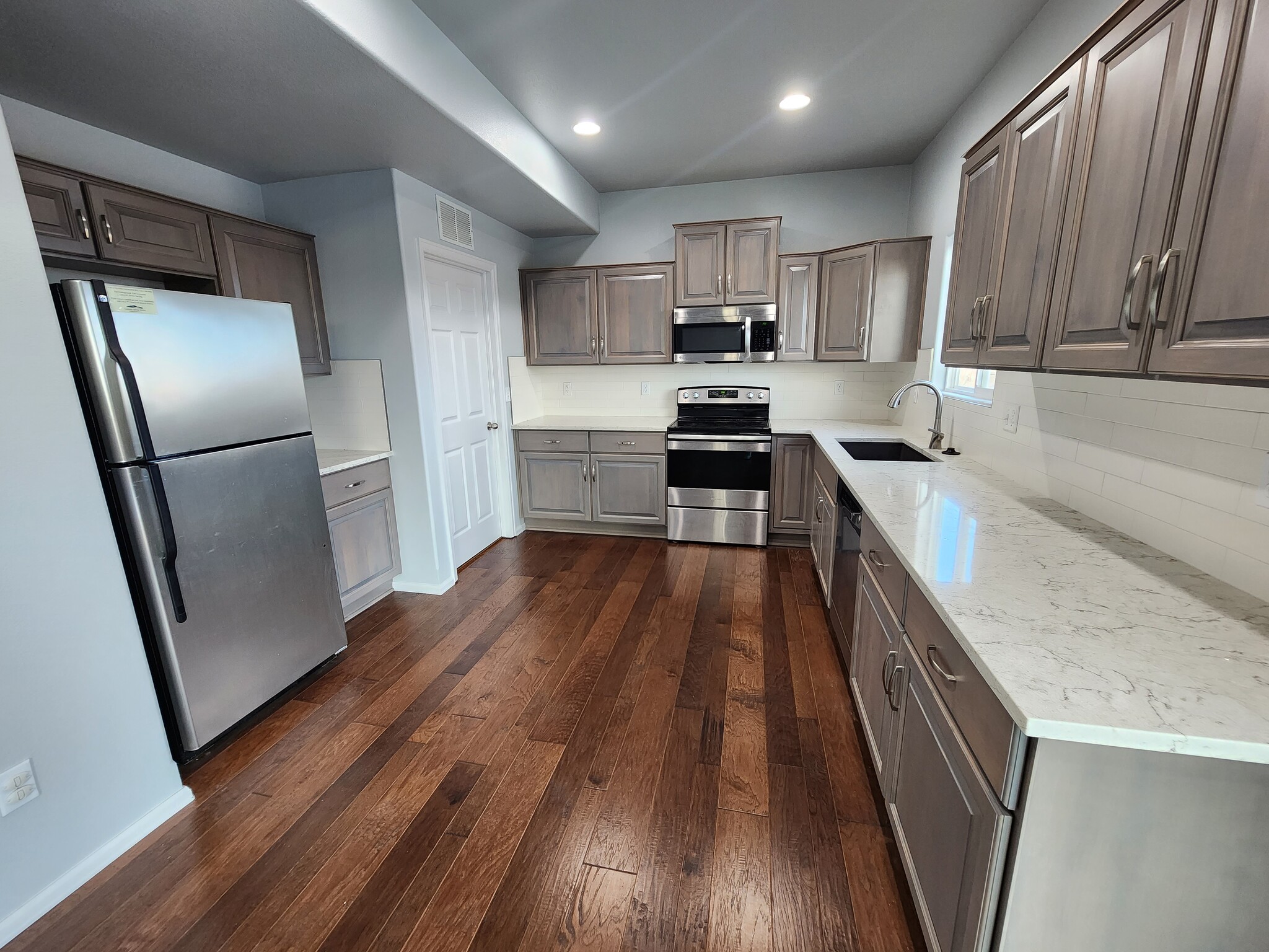 Building Photo - 7828 Chasewood Loop