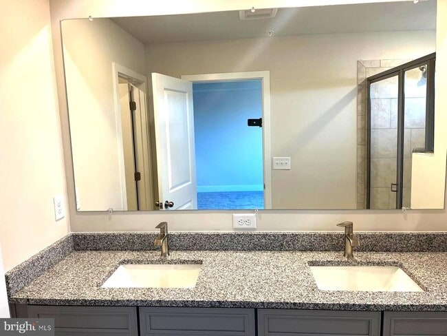 Building Photo - 1813 Ritter Dr