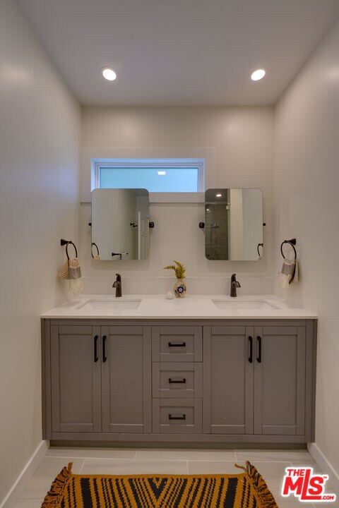 Building Photo - 3915 Coldwater Canyon Ave