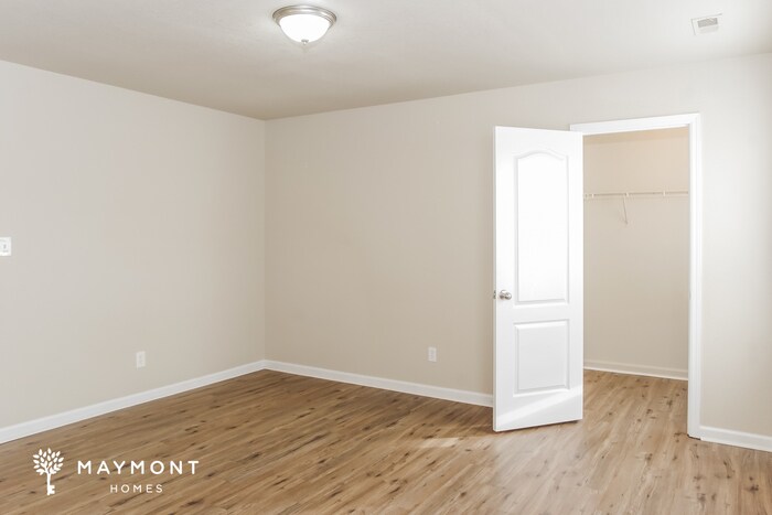 Building Photo - 387 Jasmine Dr