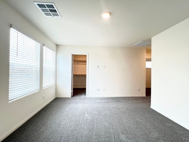 Building Photo - 5716 Serene Rock St