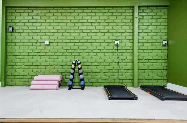 Building Photo - 11802 Hayden Rd