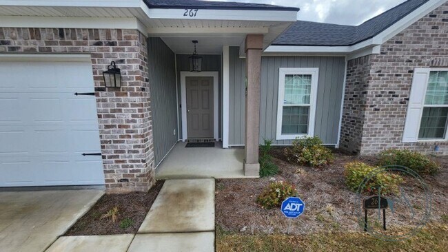 Building Photo - SPRING MOVE-IN SPECIAL AND RATE DROP ALERT...