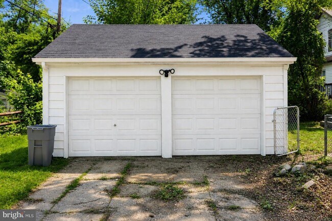 Building Photo - 5501 Craig Ave