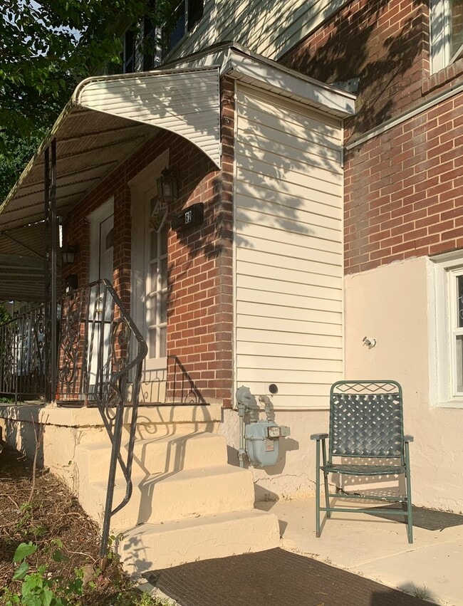 Building Photo - 62 Oakmont Dr