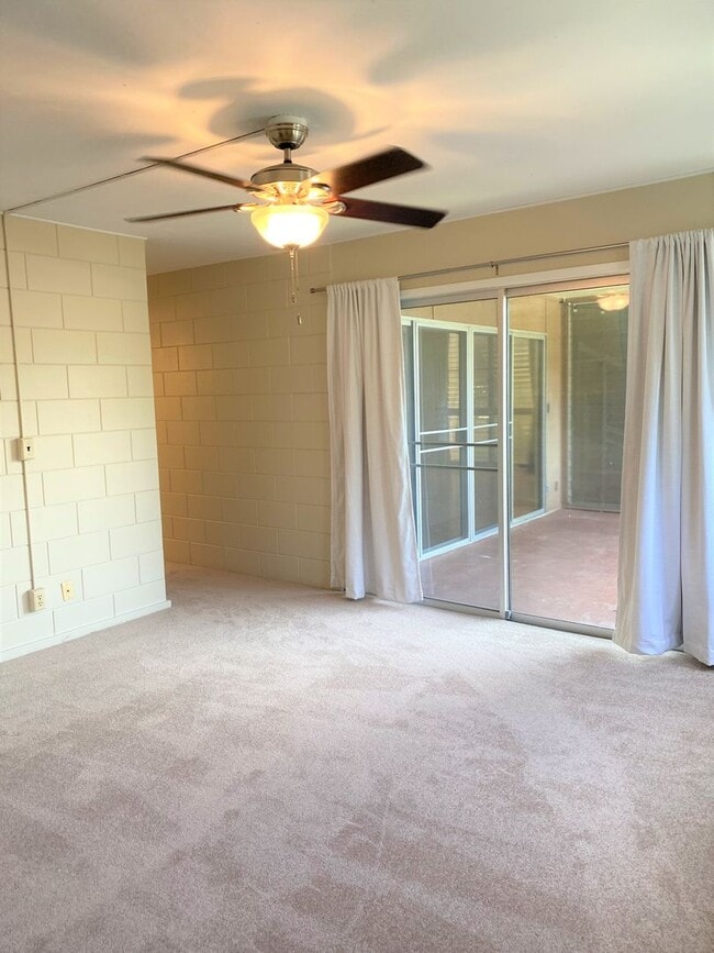 Building Photo - Rarely Available Haleloa II - 3/2/2