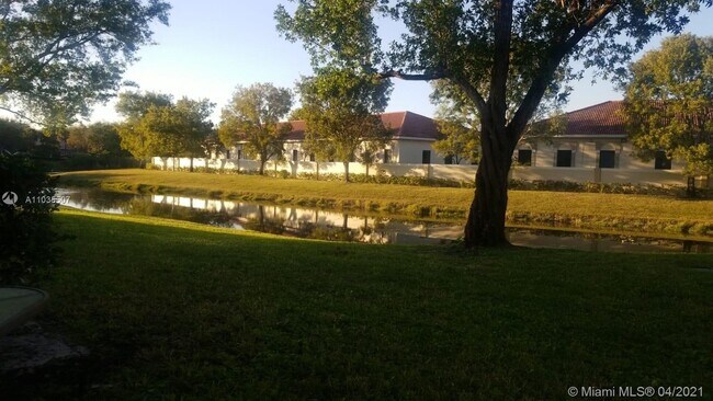 Building Photo - 3248 Coral Ridge Dr