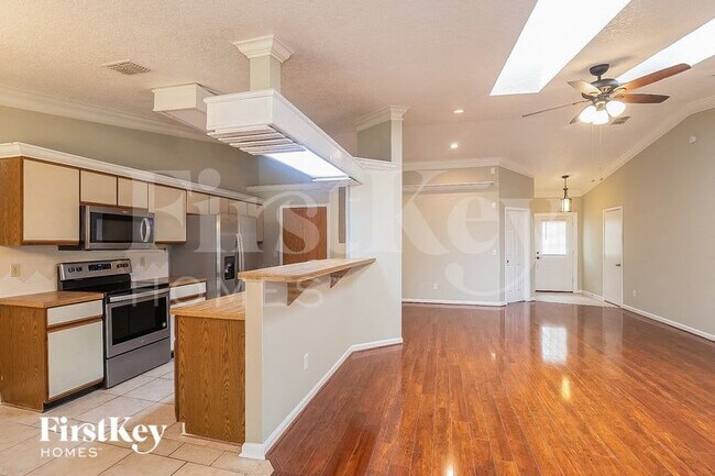 Building Photo - 11064 Buggy Whip Dr