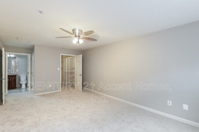 Building Photo - 20366 Birchmere Terrace