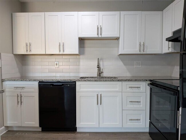 Building Photo - 562 Flemming Way