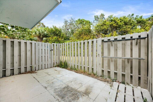 Building Photo - 431 Jupiter Lakes Blvd