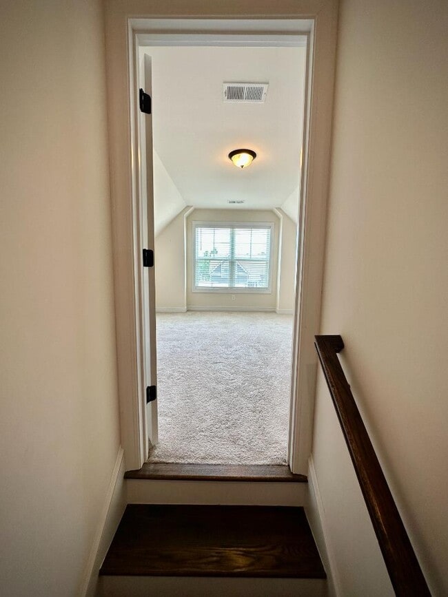 Building Photo - 236 Wooden Wheel Ln