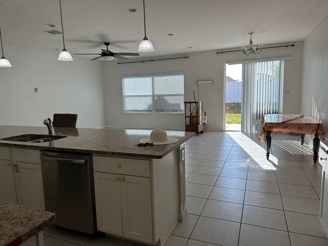 Building Photo - 314 Briarbrook Ln