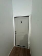 Building Photo - 839 S Jackson St