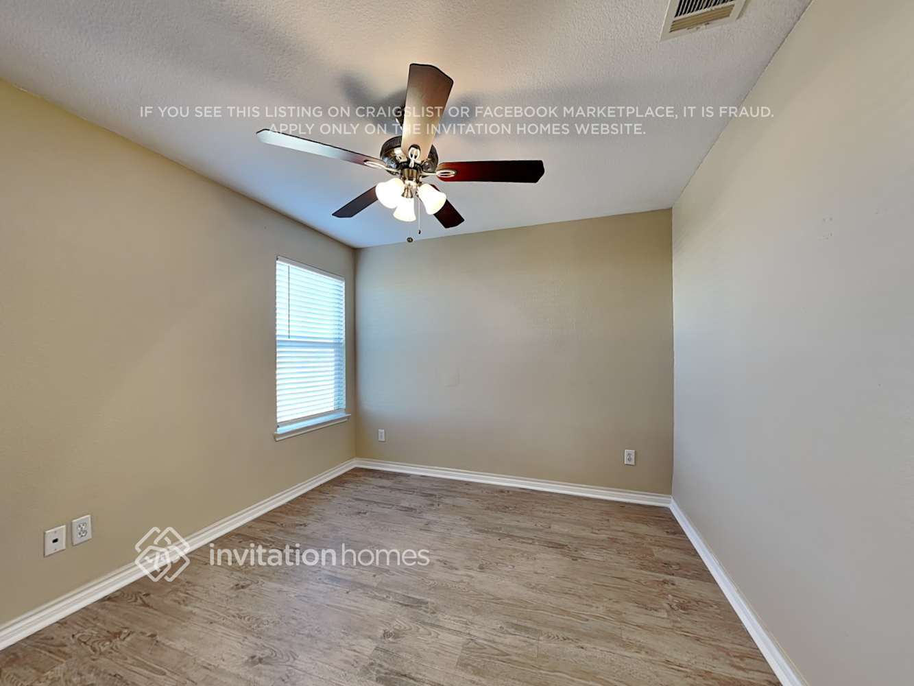 Building Photo - 830 Randall Rd