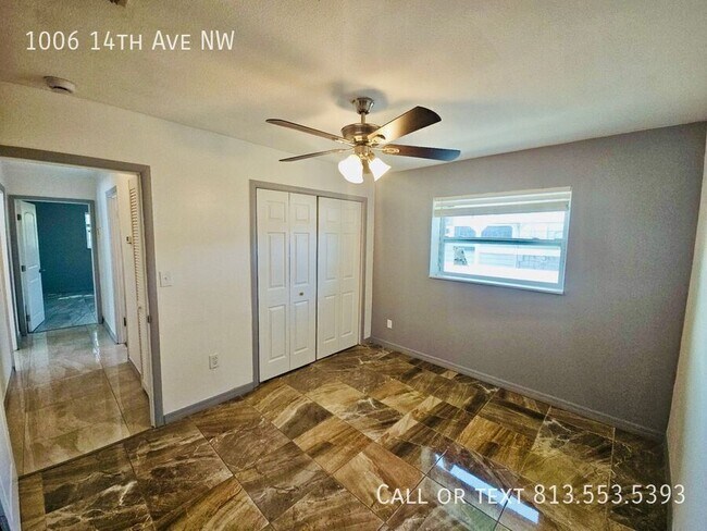 Building Photo - 1006 14th Ave NW