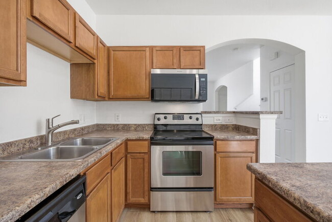 Building Photo - 12787 Jasmine Ct