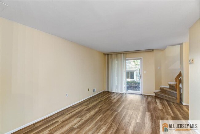 Building Photo - 1068 Schmidt Ln