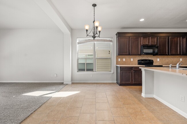 Building Photo - 5938 Cielo Ranch