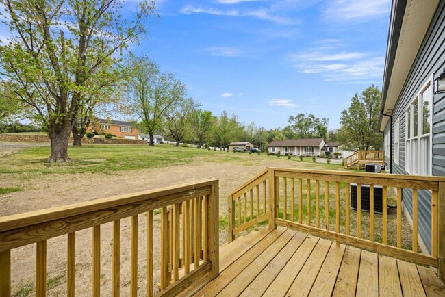 Building Photo - 10607 McGaheysville Rd