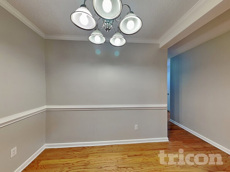 Building Photo - 10162 Commons Way