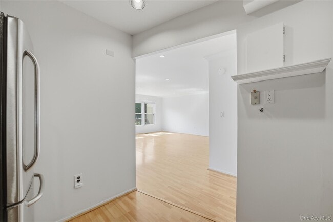 Building Photo - 149 Fenimore Rd