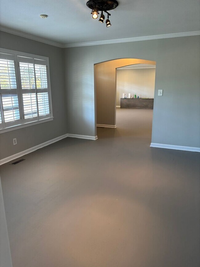 Building Photo - 2001 Michael Terrace