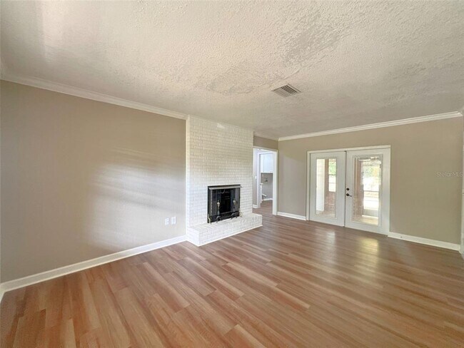 Building Photo - 822 Lake Elbert Ct