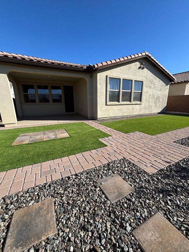 Building Photo - Single Level Queen Creek Home