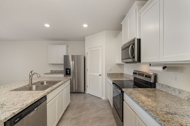 Building Photo - 6714 Topaz Dr
