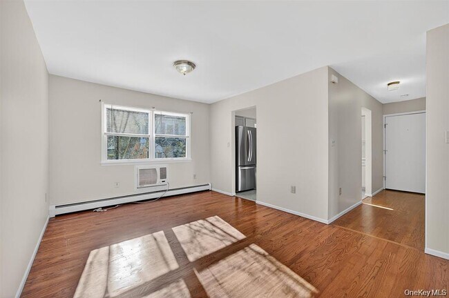 Building Photo - 55 High St