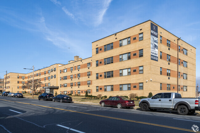 Building Photo - Algon Arms