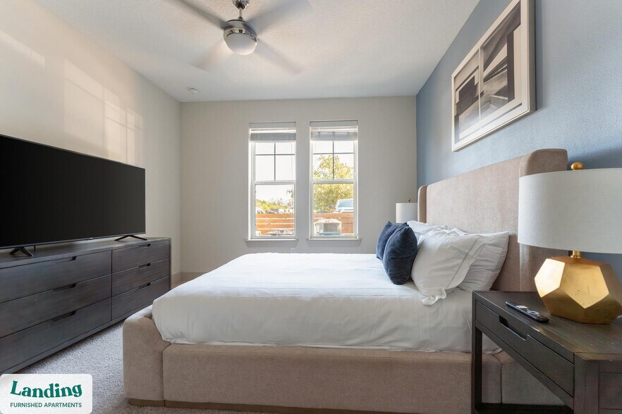 Building Photo - 655 W Marina Cove Dr