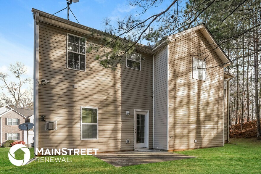 Building Photo - 8139 Green Garden Dr