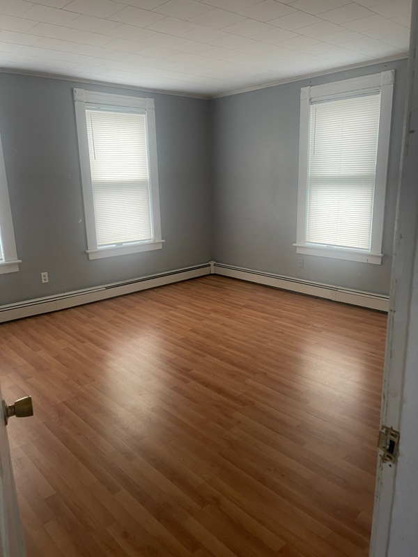 Building Photo - 50-52-52 Linden St