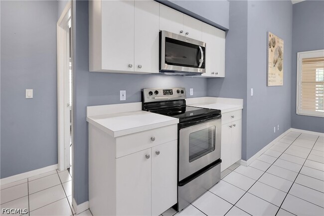 Building Photo - 22203 Seashore Cir