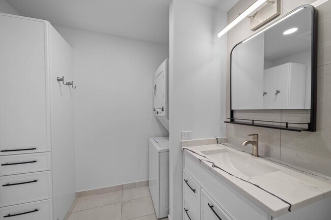 Building Photo - 1263 Ranchview Ct