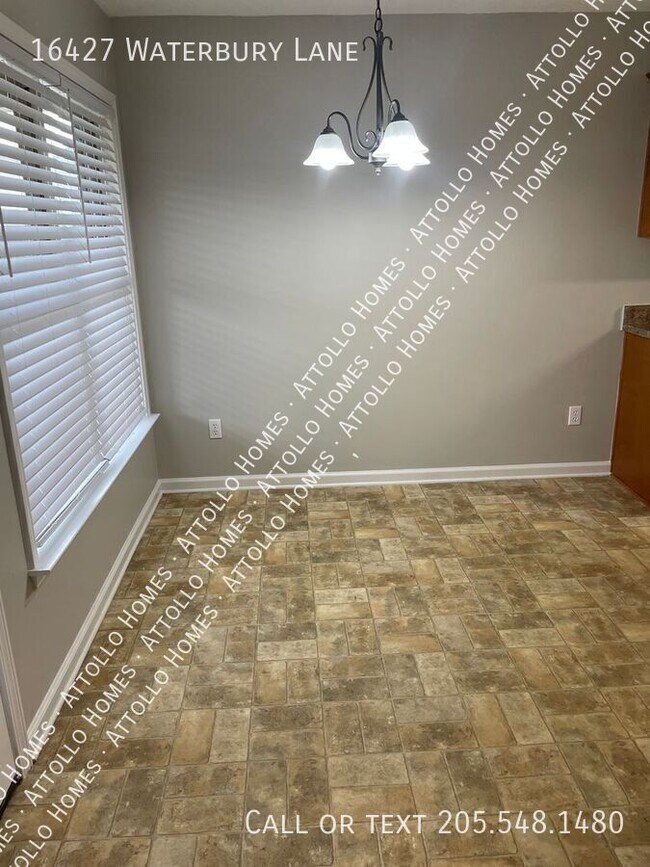 Building Photo - 16427 Waterbury Ln