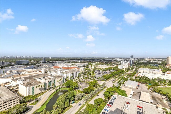 Building Photo - 19501 W Country Club Dr