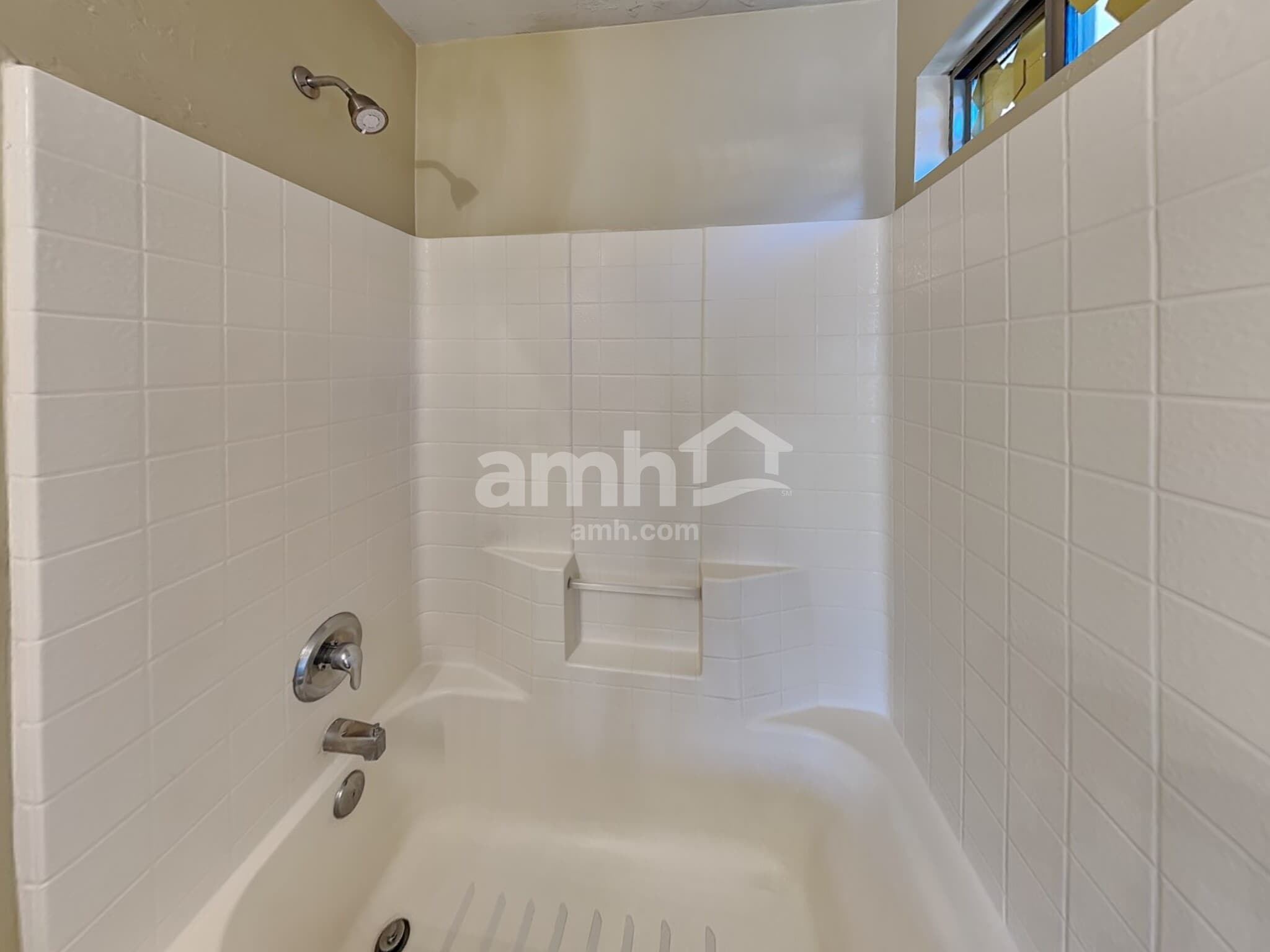 Building Photo - 742 W Emerald Key Dr